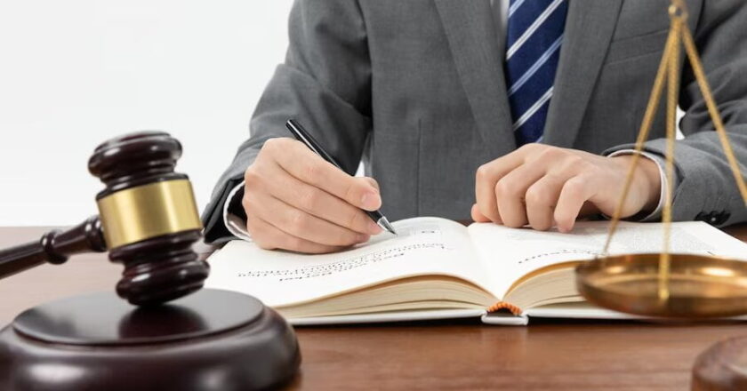 How Can a Criminal Justice Attorney Help Protect Your Rights?