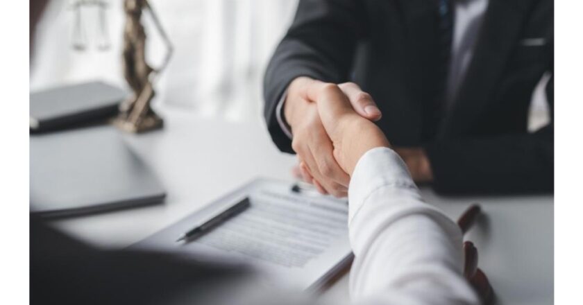 How Business Lawyers Help Navigate Contracts and Corporate Legal Challenges?